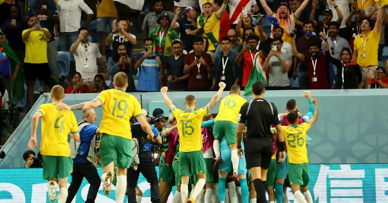 Australia derrota 1-0 a Dinamarca y se clasifica a octavos de final del Mundial