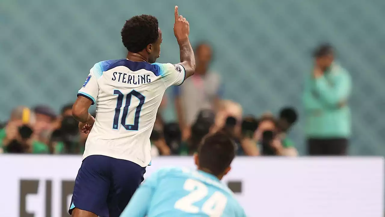 Raheem Sterling and the 'data' that proves he is actually sh*t for England - Football365