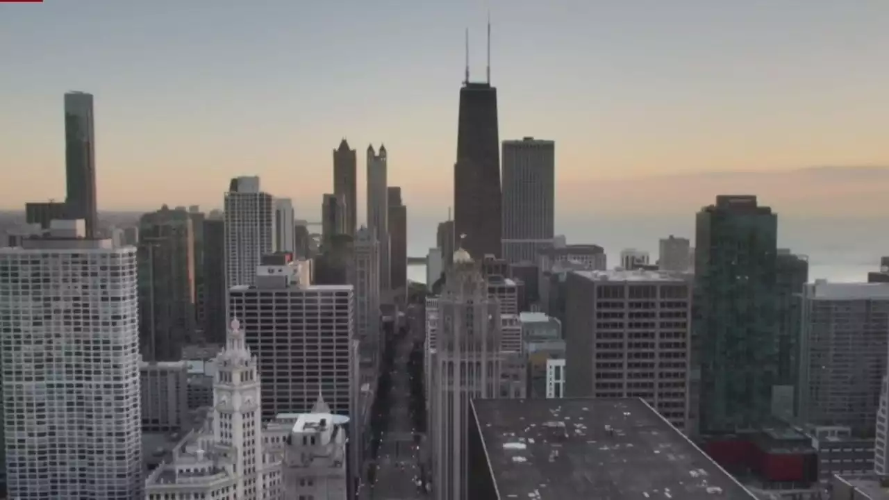 December brings a chill to Chicago with plenty of sunshine