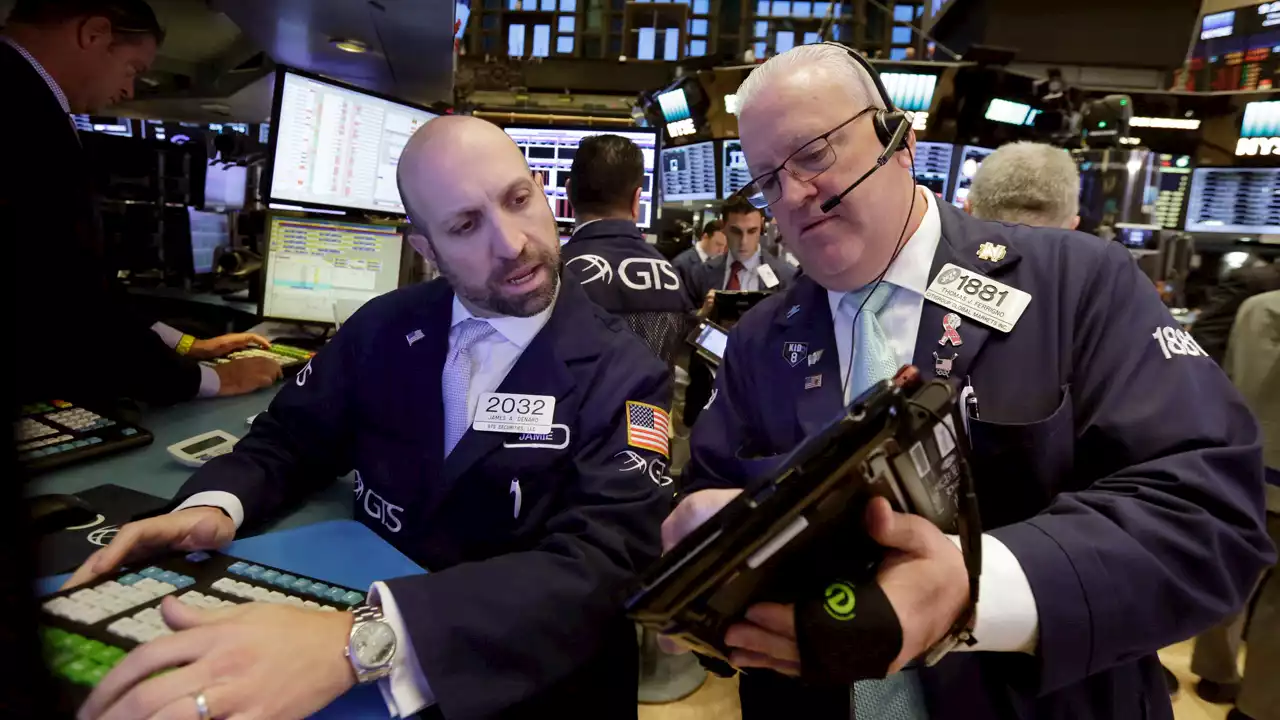 STOCK MARKET NEWS: Dow exits bear market as Fed’s Powell talks rate hikes, Sam Bankman-Fried chat