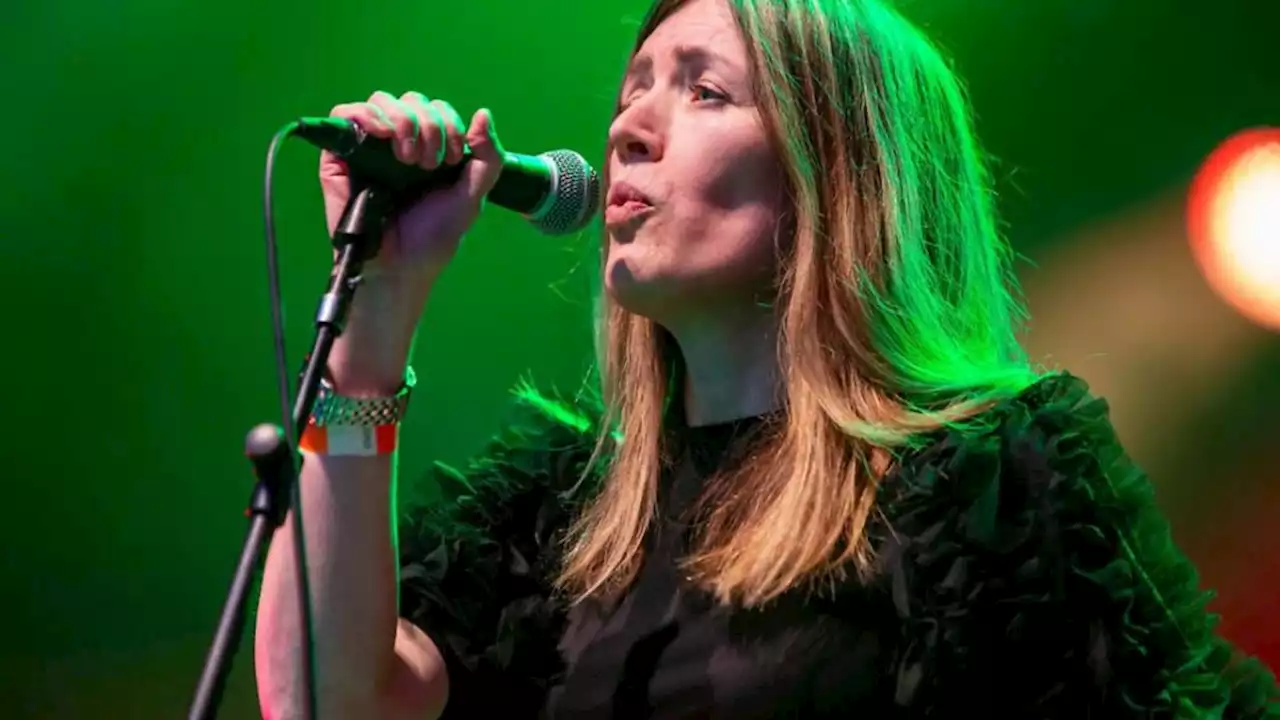 'We're really sorry': Jacqui Abbott pulls out of Glasgow show with Paul Heaton