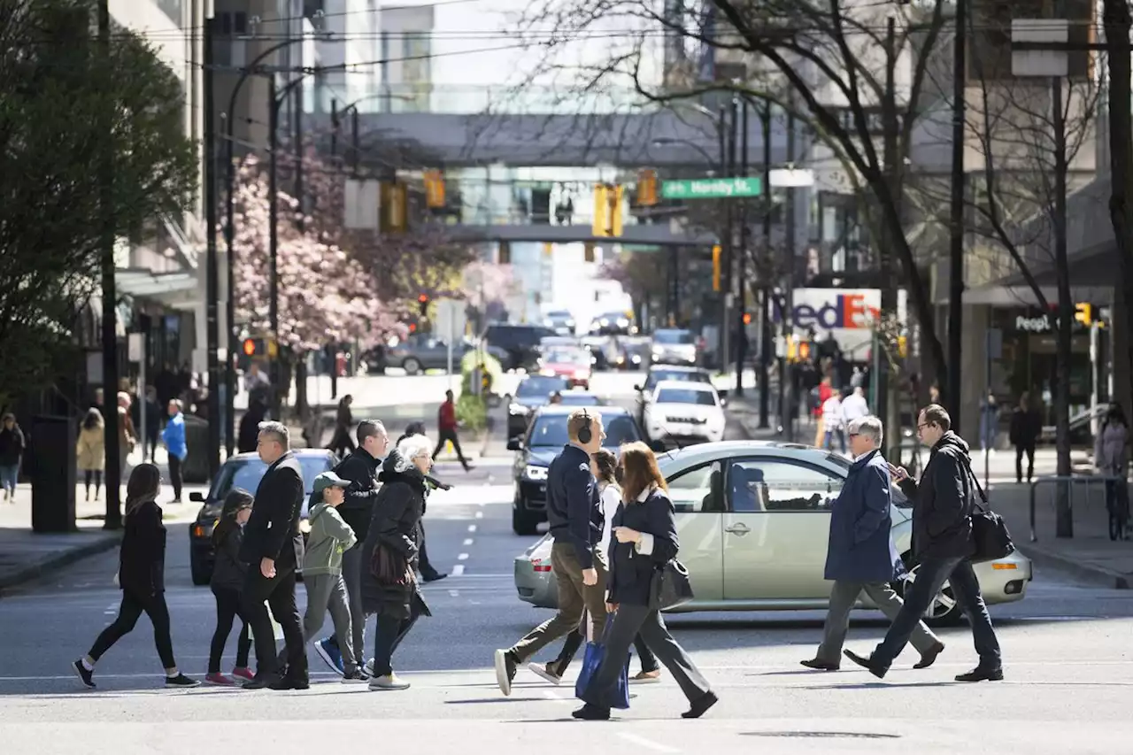 Evening Update: Canada’s work force has become more educated and diverse, new census data show