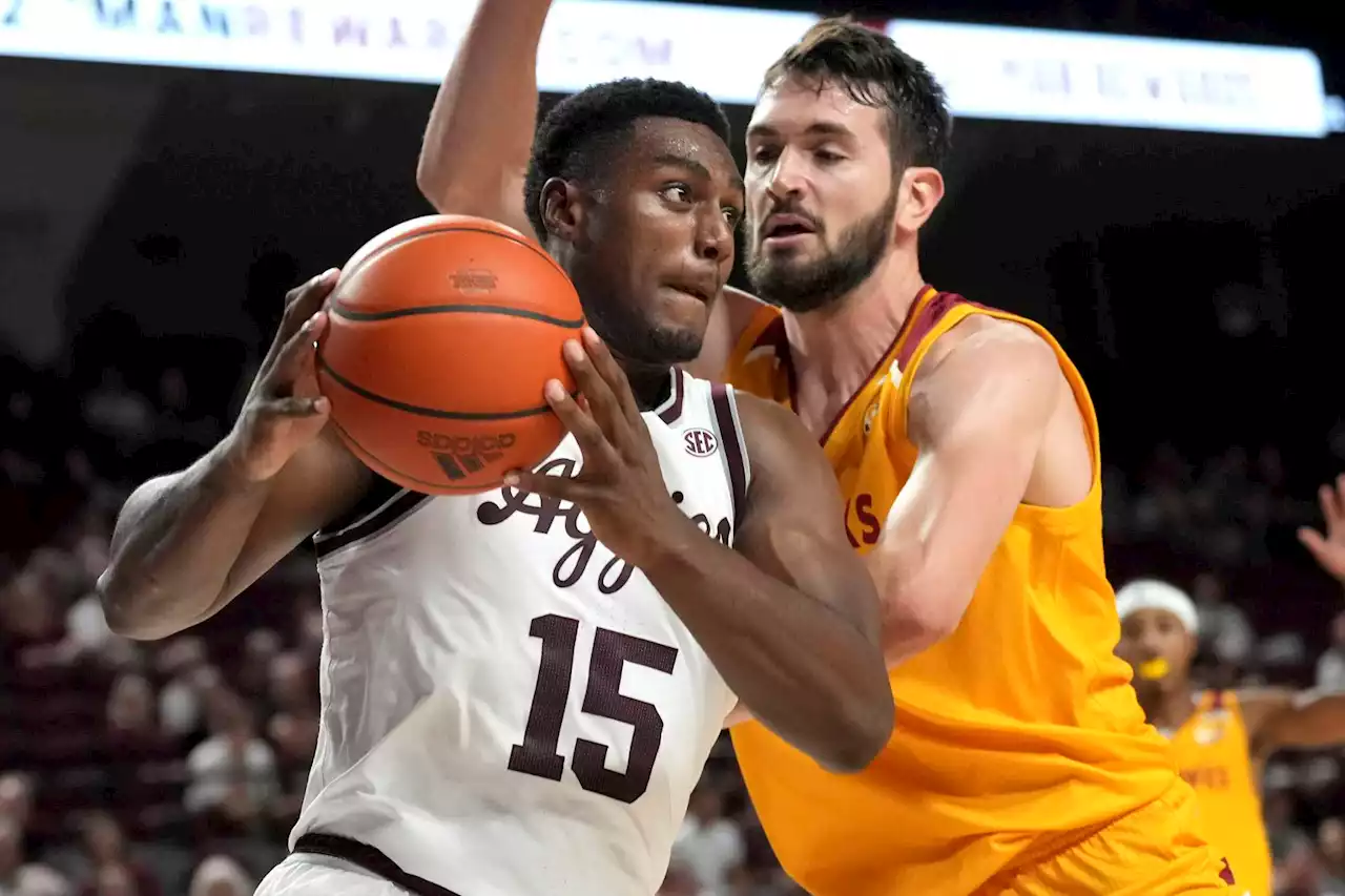 Texas A&M men roll past SMU, push winning streak to three games