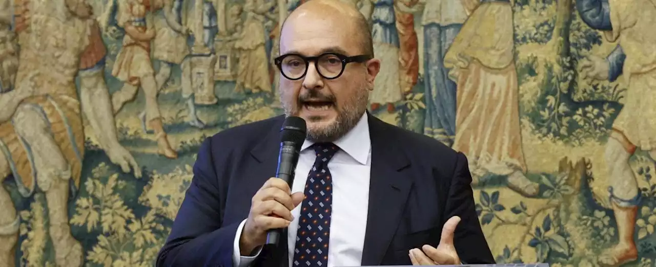 La proposta di Gennaro Sangiuliano: 'Facciamo gli Uffizi 2, in altra città toscana o all'estero'