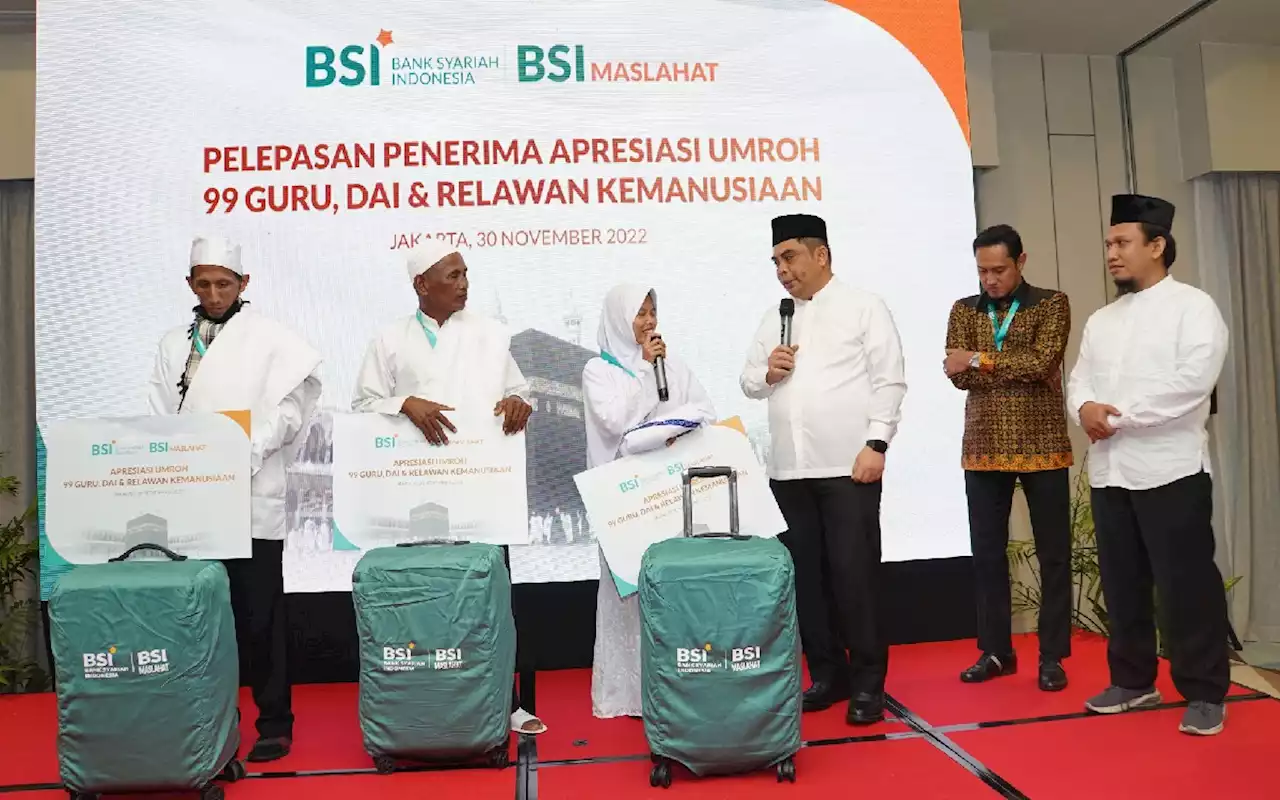 BSI Berangkatkan 120 Guru, Dai, Sukarelawan Kemanusian, dan Tenaga Medis ke Tanah Suci