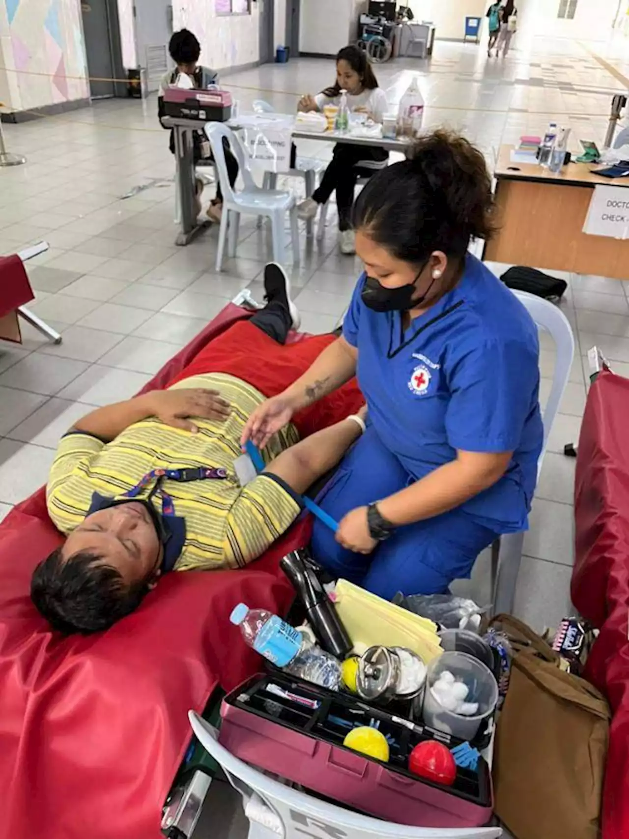 PH Red Cross, LRTA hold bloodletting activity