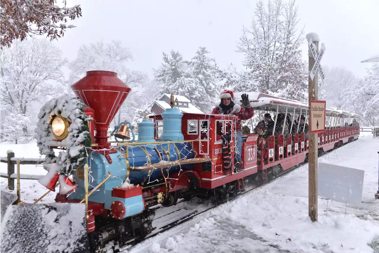 ‘Holiday Express' Train to Start Rolling in Aurora