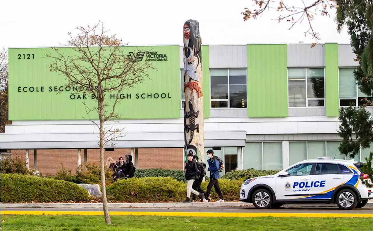 Shooting threat leads to early dismissal at Oak Bay High