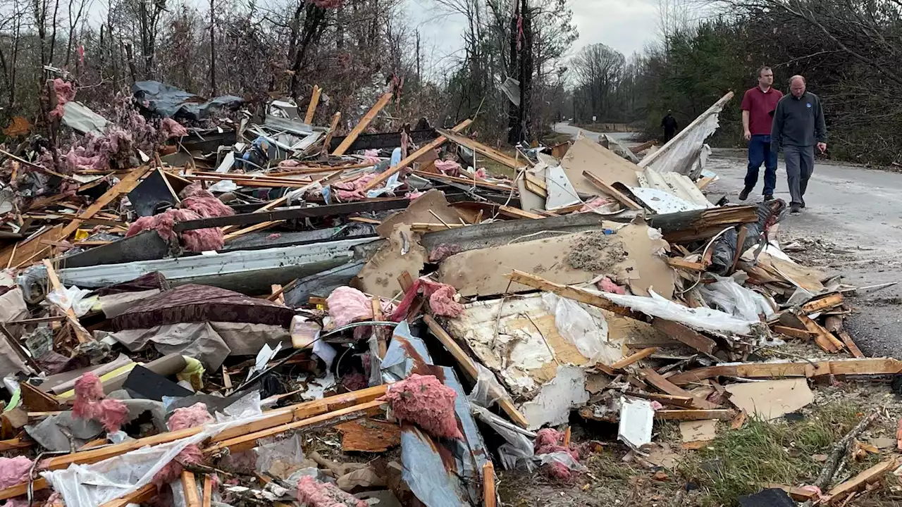 Tornadoes tear across South, leaving trail of destruction