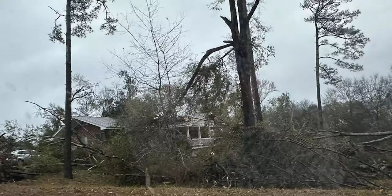 Wetumpka residents recall overnight tornado as cleanup gets underway