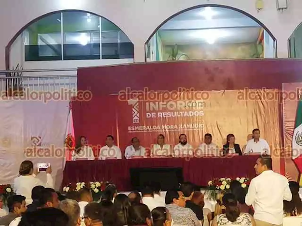 Le arruinaron su Informe a la Alcaldesa de Nanchital