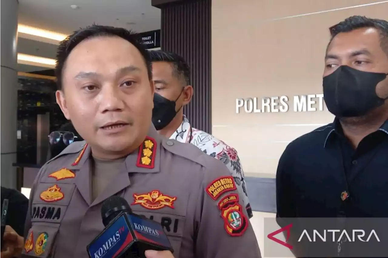 Jajaran Polres Jakbar sambangi 100 lokasi guna mendengar keluhan warga