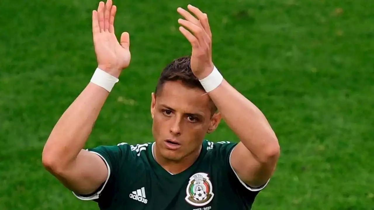 'Hizo falta': el respaldo de un experimentado entrenador a Chicharito Hernández tras Qatar 2022