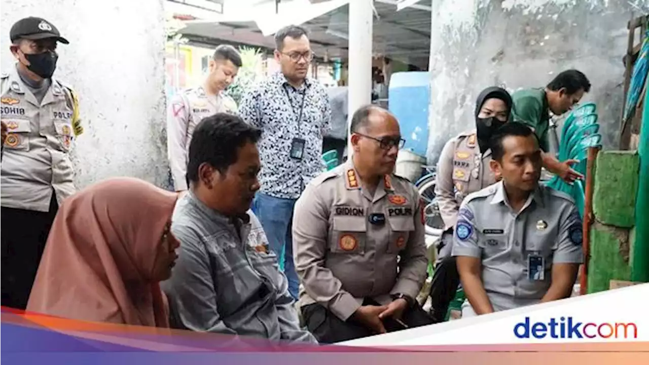 Polisi Beri Santunan Keluarga Balita Korban Truk 'Maut' di Bekasi