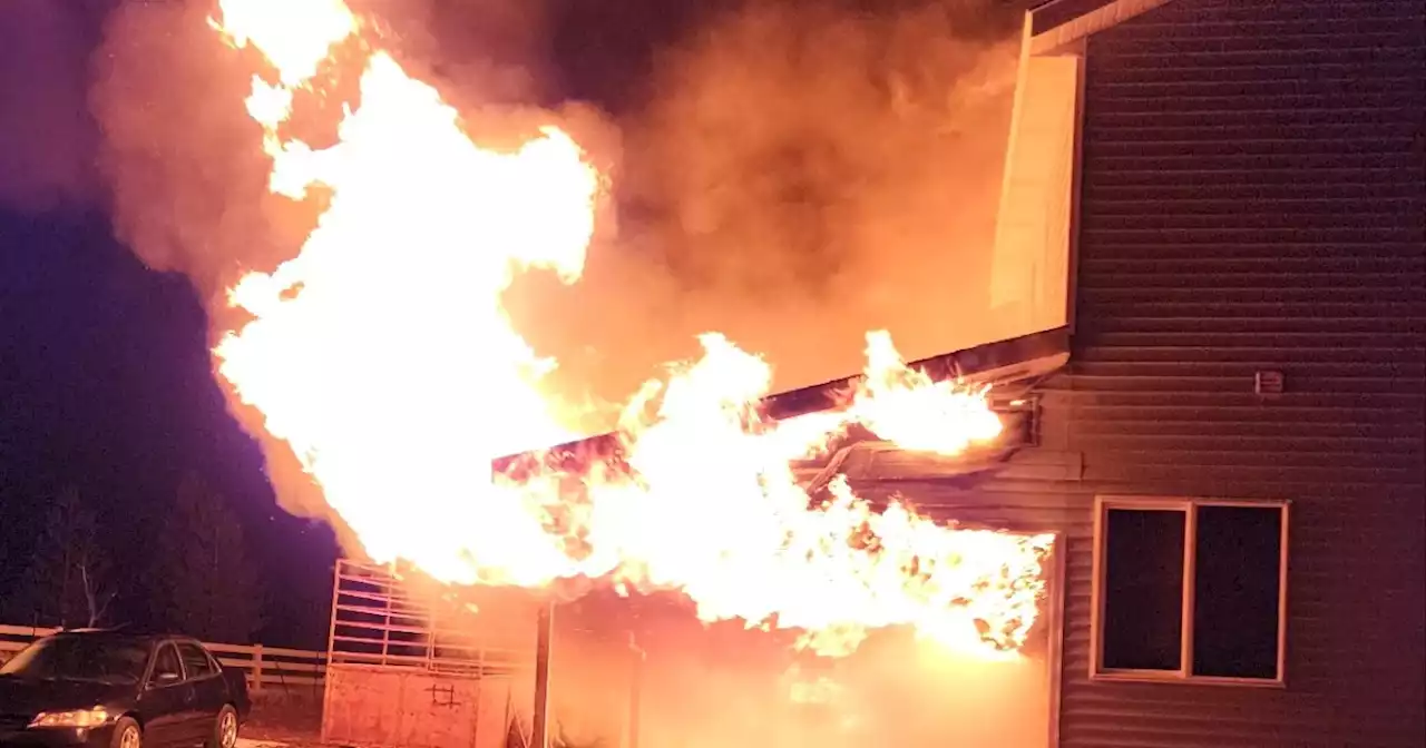 Call from 'quick thinking' deliveryman leads to thwarted house fire