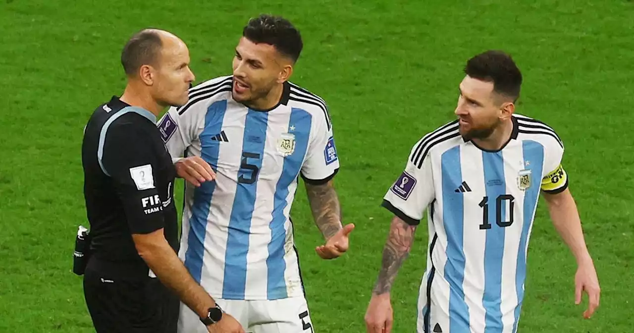 Lionel Messi tunde a Mateu Lahoz por el arbitraje del Países Bajos-Argentina