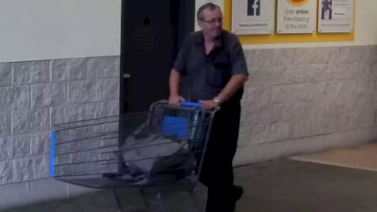 Man accused of taking child from mother’s shopping cart