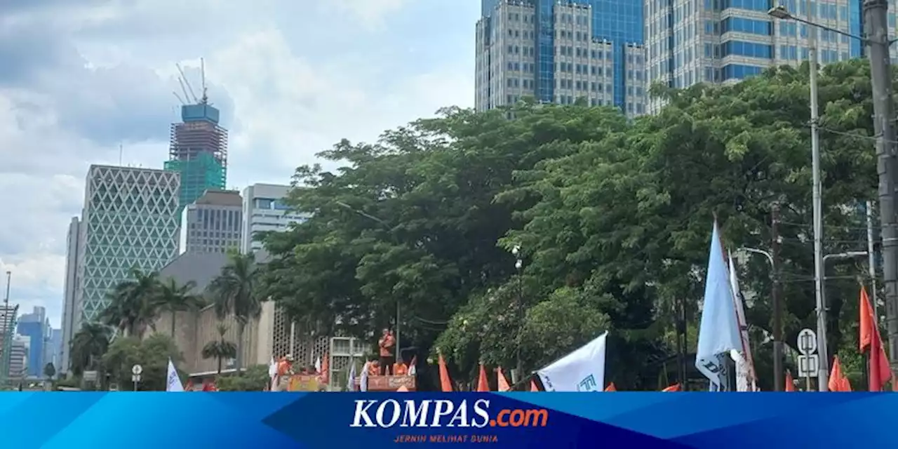 Demo Peringati Hari HAM Sedunia di Patung Kuda, Elemen Buruh Suarakan Tolak KUHP