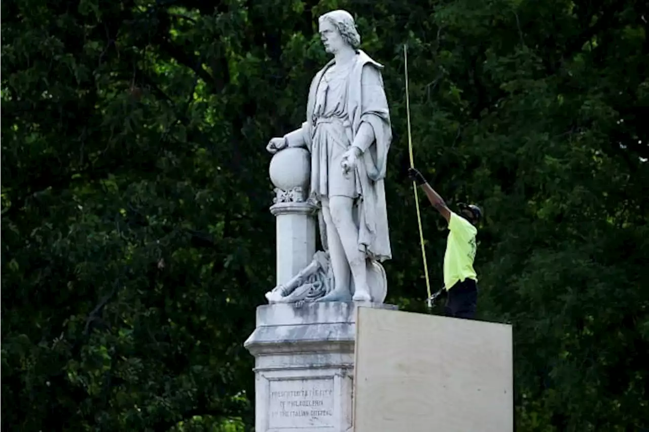 Philadelphia ordered to remove box covering Columbus statue