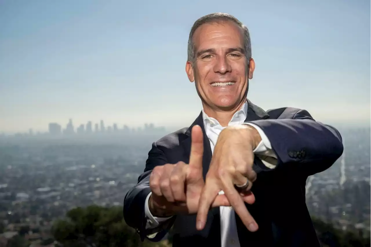 Eric Garcetti gives up the mayor’s chair, a happy guy with a few regrets