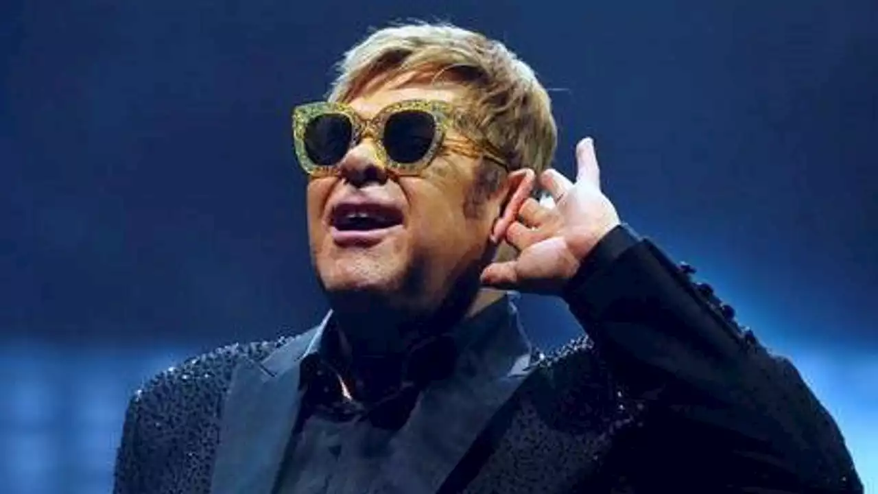 Dopo Obama e Kim Kardashian anche Elton John abbandona Twitter