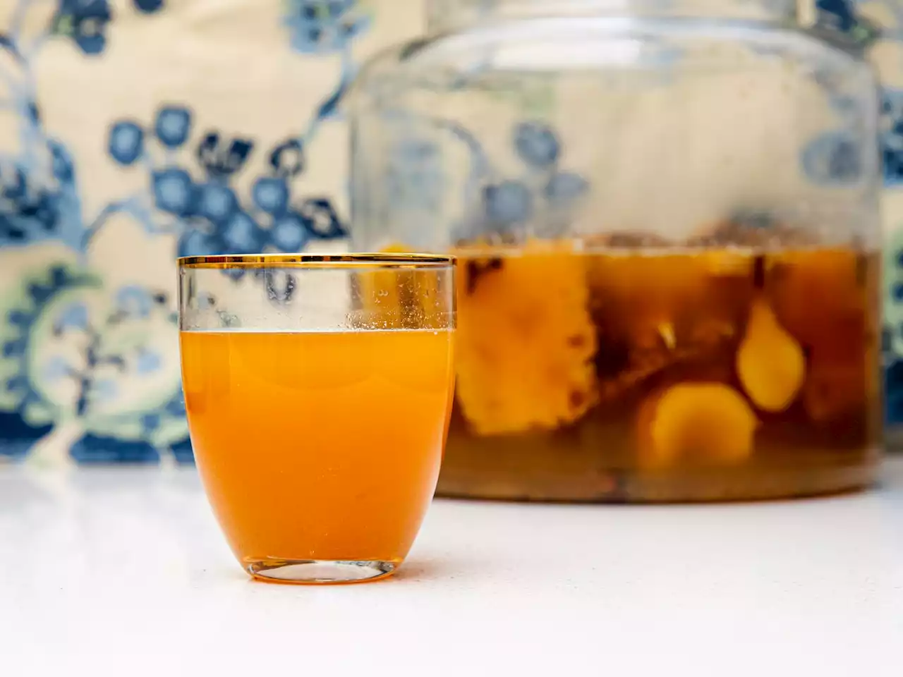 Tepache (Mexican Fermented Pineapple Drink) Recipe