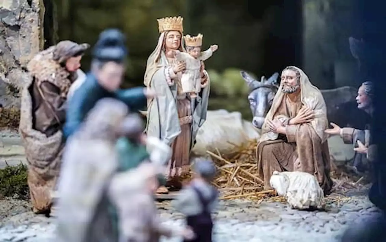 Vercelli, vandali distruggono statue del presepe fatte dai bambini