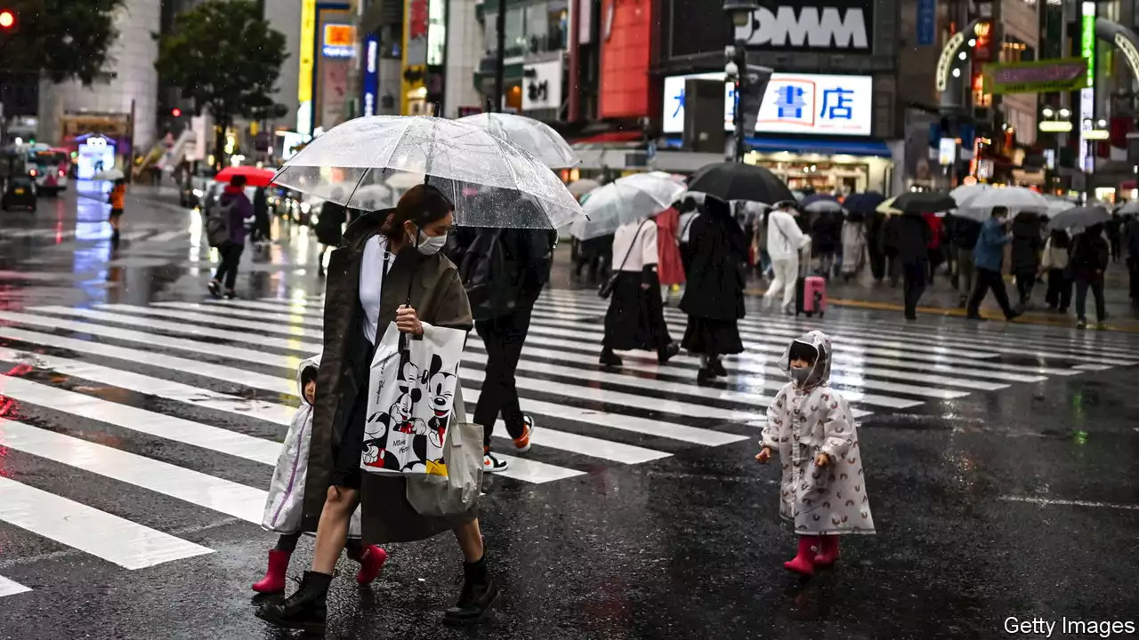 What to read (and watch) to understand women in Japan