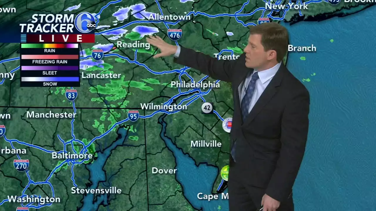 AccuWeather: Light Rain Developing