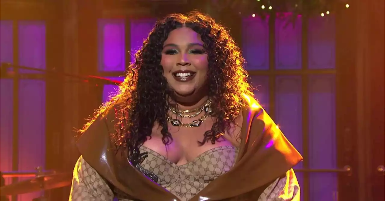 Saturday Night Live: Lizzo Replaces Yeah Yeah Yeahs for 2022 Finale