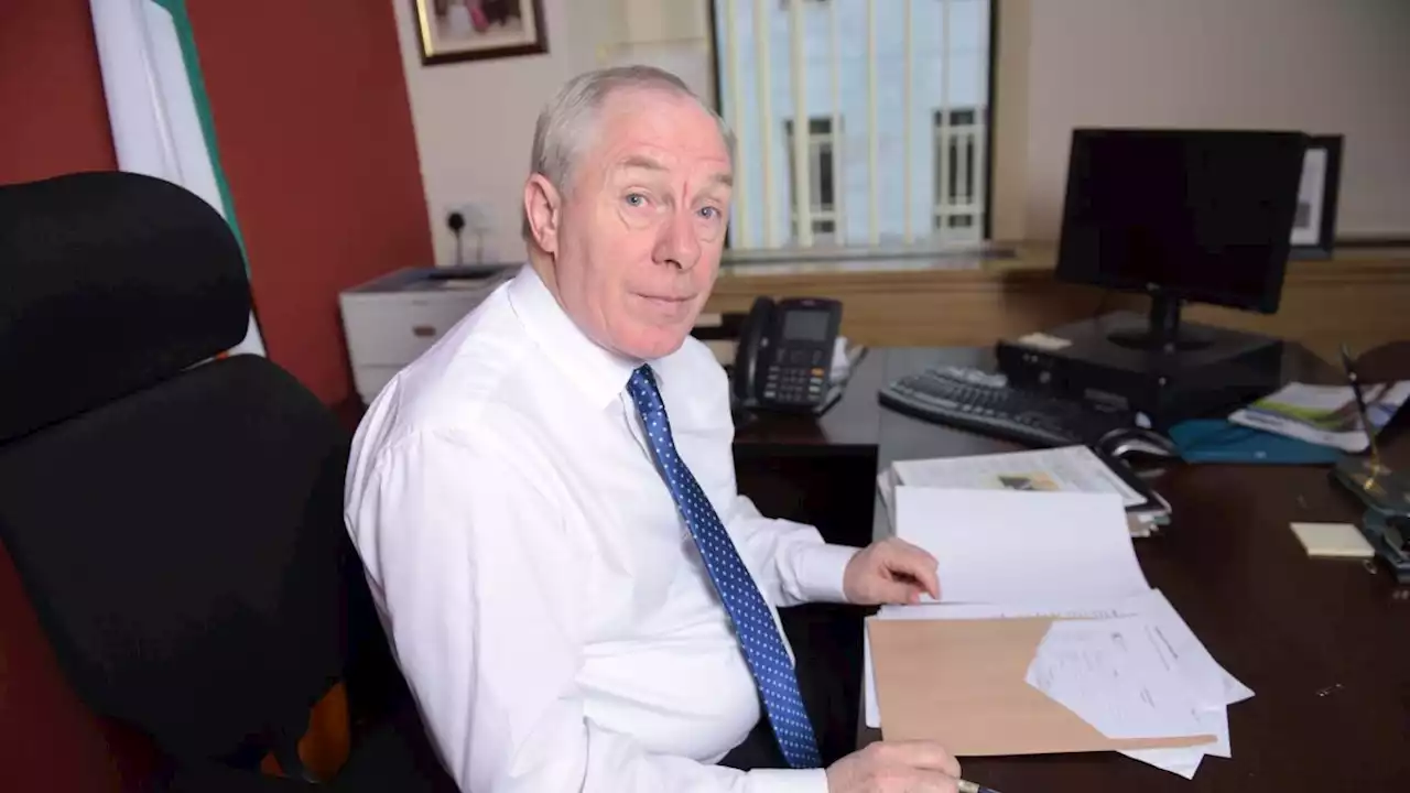 Backbenchers push for substantial cabinet reshuffle