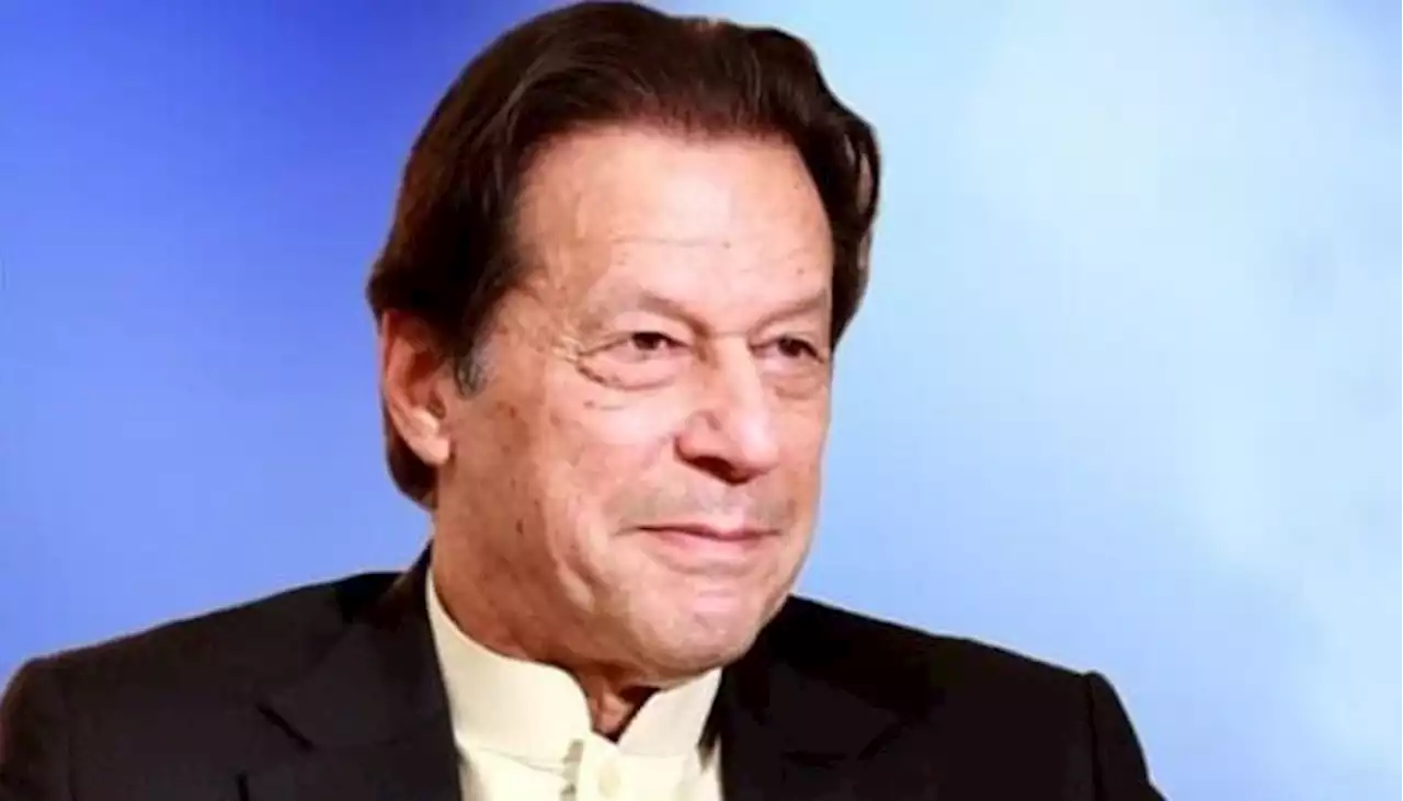 نئی رجیم کو خدا کا واسطہ ملک کا سوچیں، قوم اور فوج الگ نہیں اکٹھے چلتے ہیں: عمران