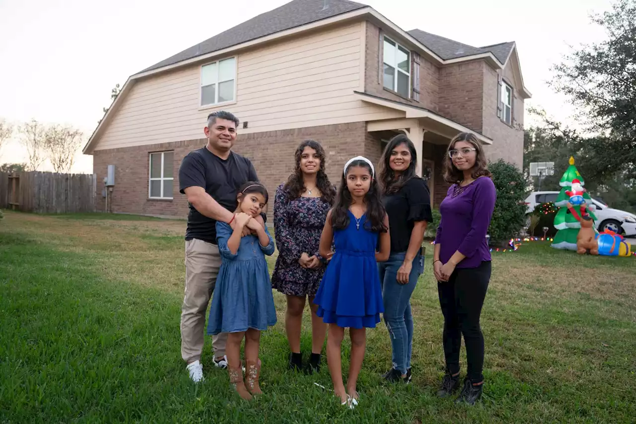 Essay: Sanctuary city? How Houston’s Central Americans made their own.