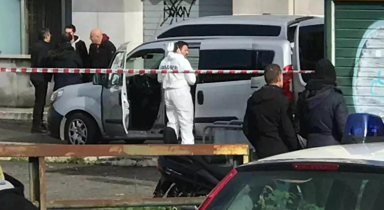 Roma, sparatoria a Fidene: tre donne morte fuori da un bar durante una riunione di condominio