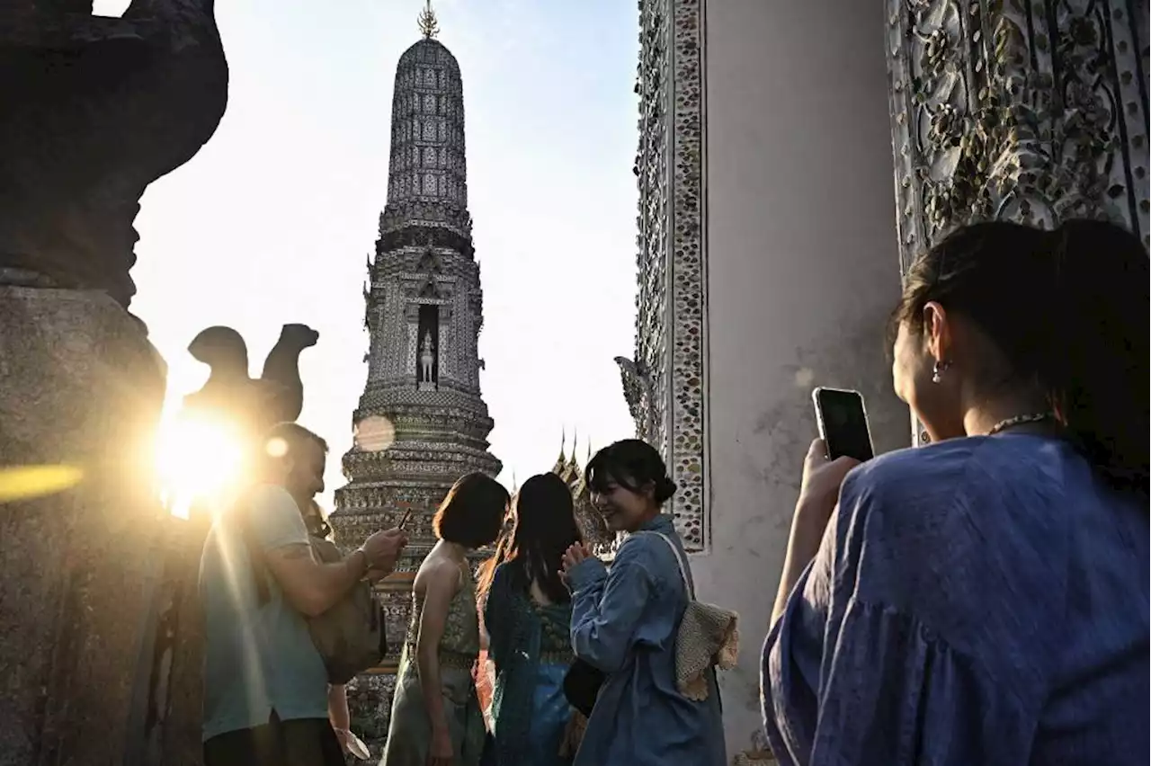 Thailand hits 10 million visitors in 2022 as tourism recovers