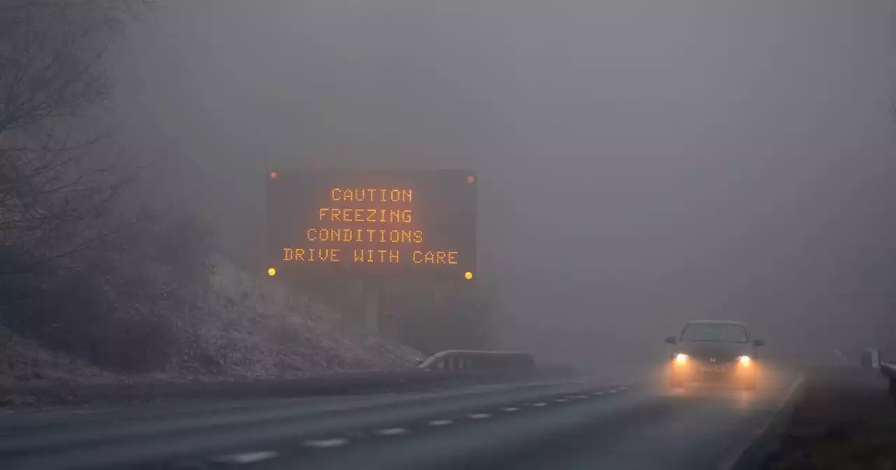 Warning of travel disruption due to ice and freezing fog