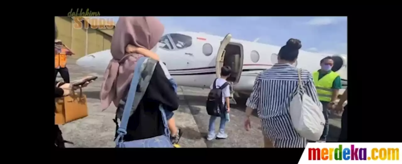 Foto : Jarang Tersorot, Ternyata Ini 7 Potret Private Jet Milik Raffi Ahmad yang Mewah | merdeka.com