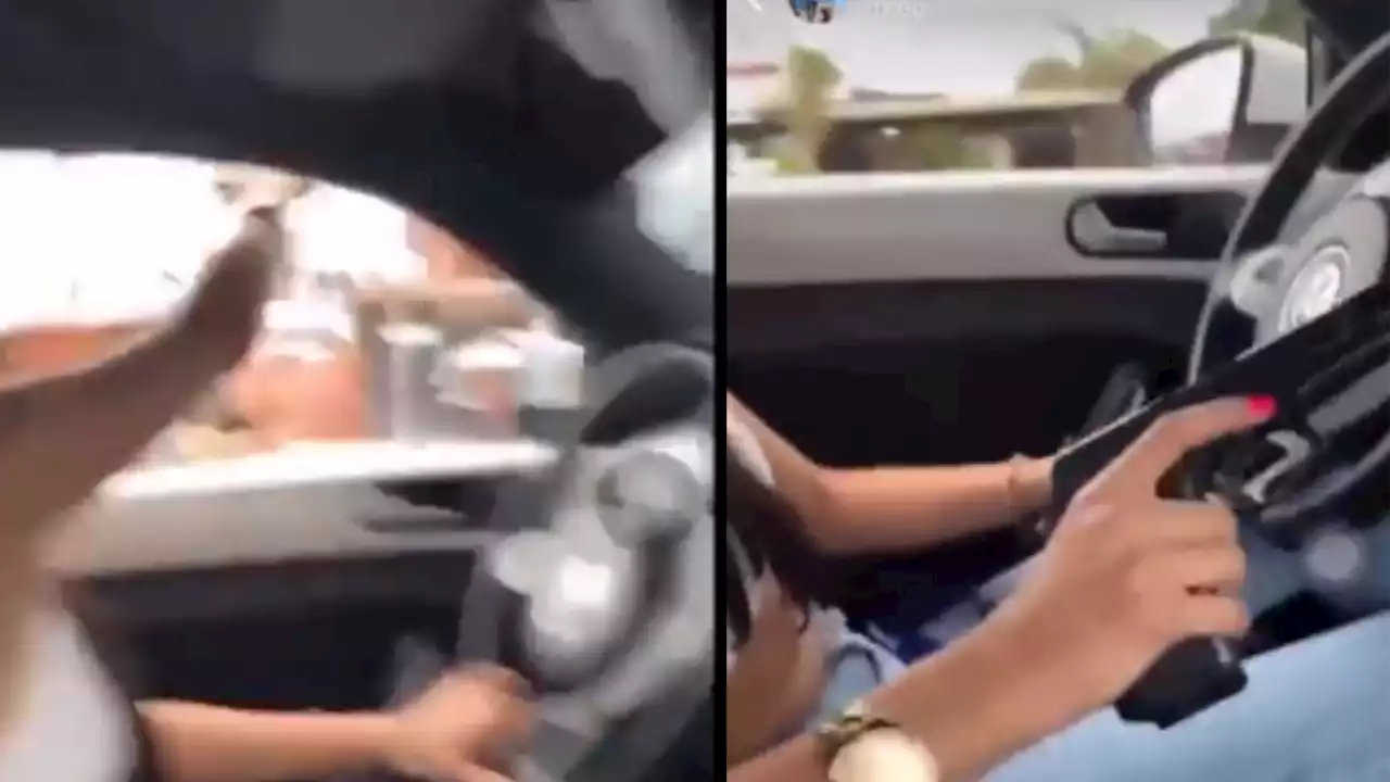 [VIDEO] ¡Qué peligro!: Pareja se grabó haciendo tiros al aire desde la ventanilla de su carro