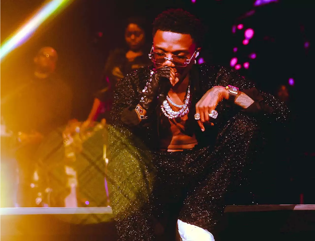 Ghanaians angry as Wizkid fails to show up for live concert