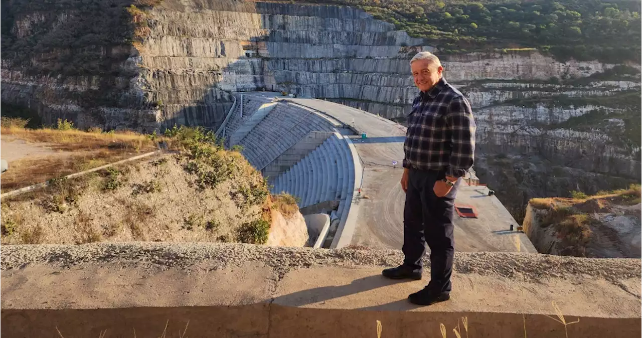 AMLO supervisa obras hidráulicas para abastecer agua en Nuevo León, Jalisco y Durango