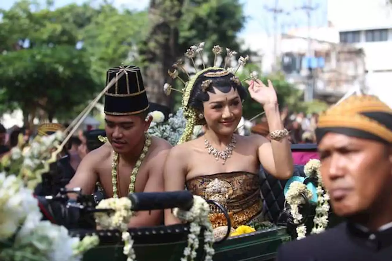 Jagong Kaesang, Pangeran UEA Mendarat di Bandara Adi Soemarmo Solo Minggu Pagi