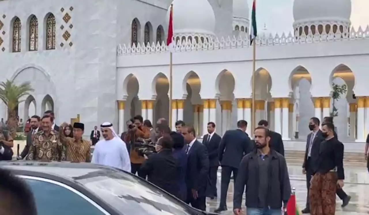 Jagong Kaesang, Putra Presiden UEA Ditemani Jokowi ke Masjid Sheikh Zayed Solo