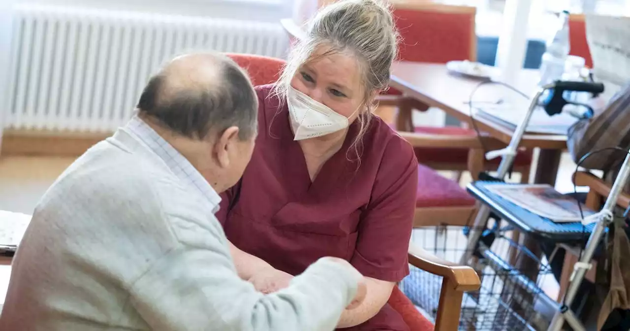 Gesundheitsvorsorge-Gesetz: Altenpfleger im Saarland verdienen gut