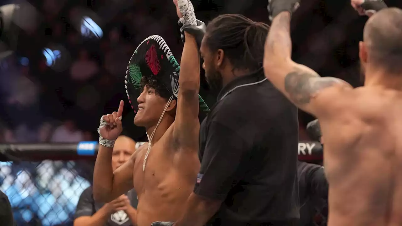 Raul Rosas Jr., 18, becomes youngest UFC winner after submitting Jay Perrin