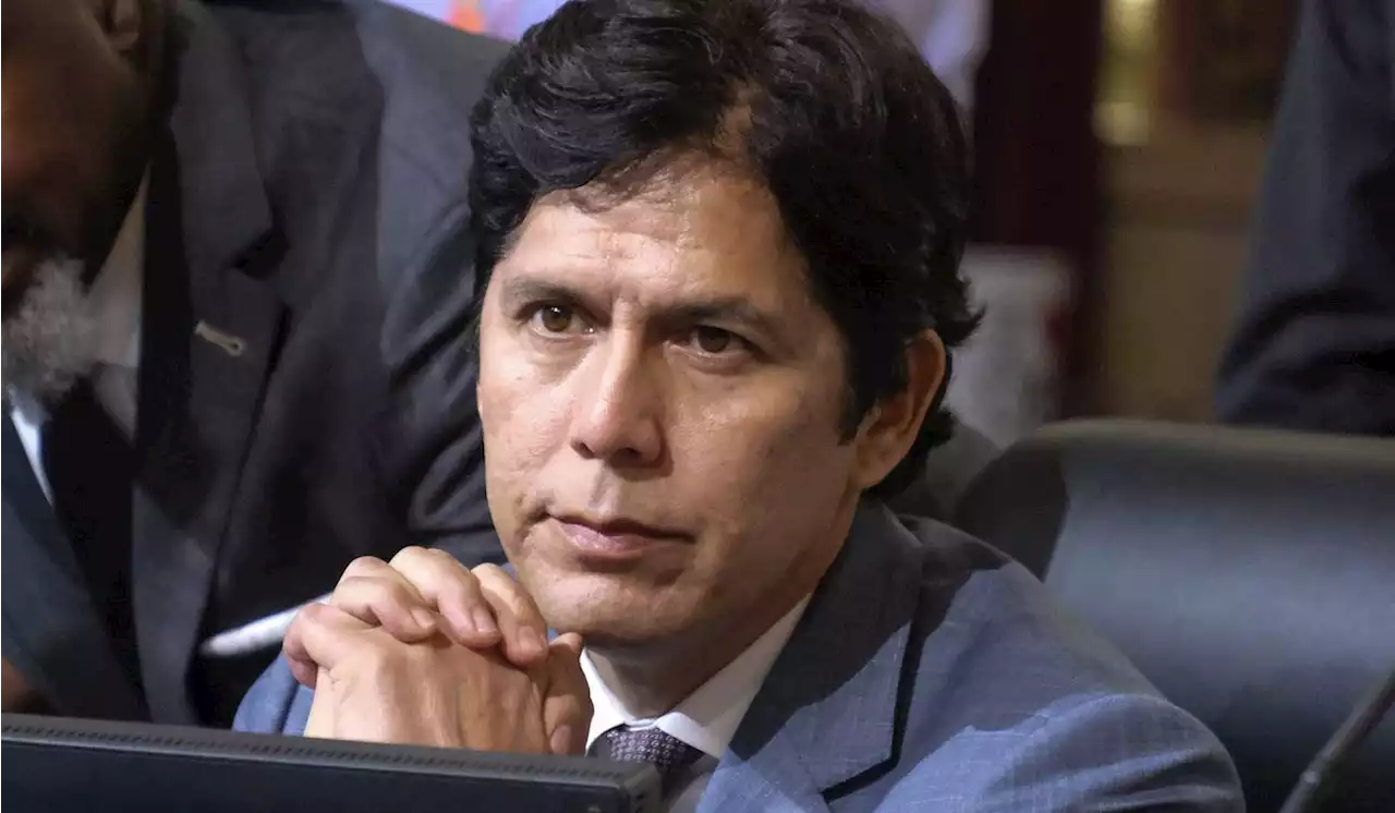 Embattled Los Angeles City Councilmember Kevin de Leon fights with activist at holiday event