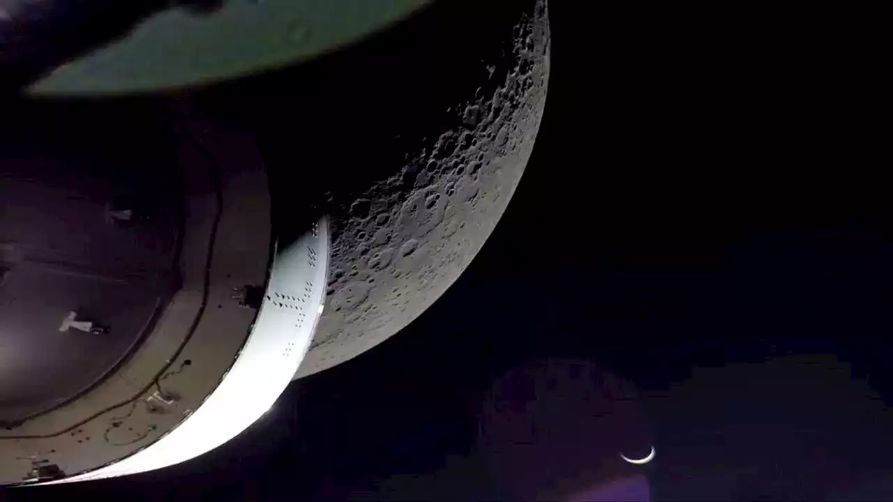 Watch NASA Artemis moon capsule successfully splash down into ocean