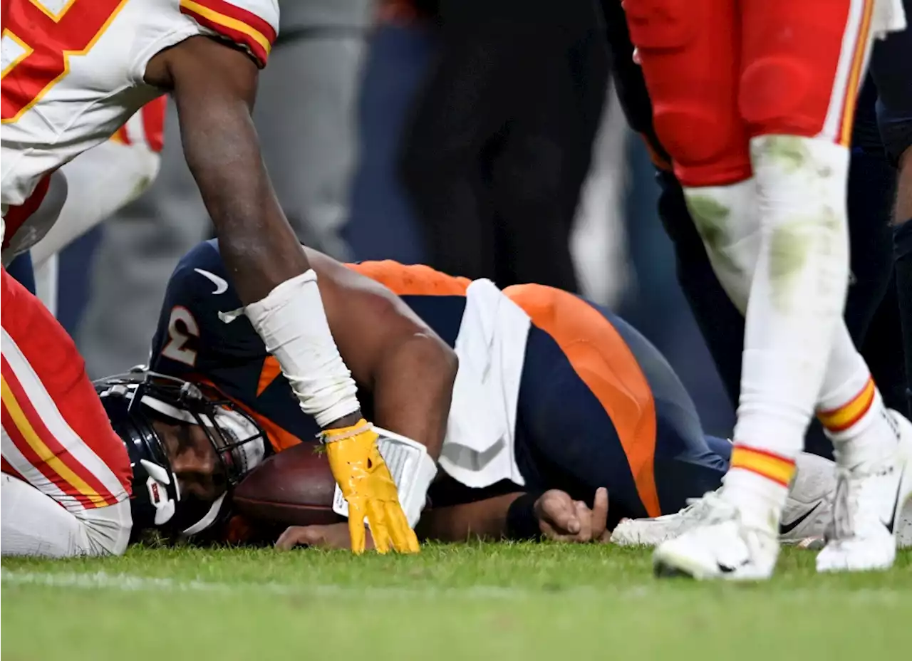Kiszla: Is $245 million worth the brain damage to Broncos quarterback Russell Wilson?