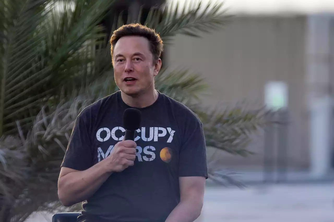 Elon Musk Gets Booed After Joining Dave Chappelle On Stage At San Francisco Show