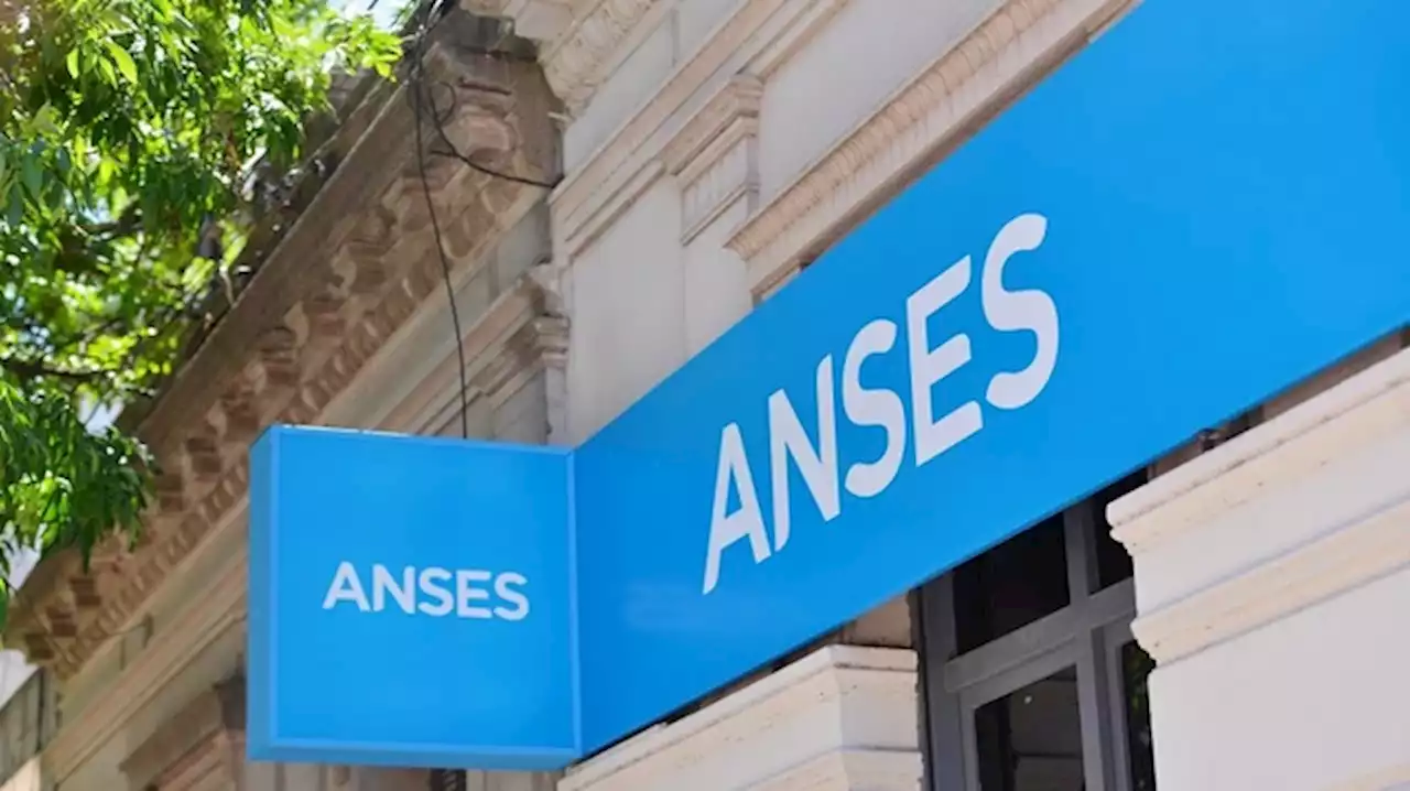 ¿Cuánto cobra un empleado de Anses 2022?