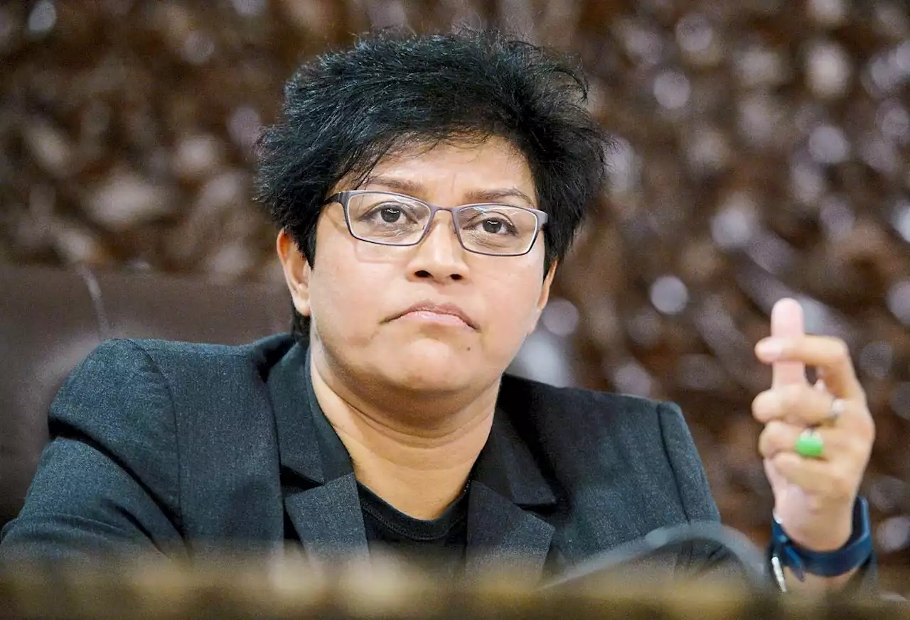 Azalina awaiting AGC's report on status of four Sabah Bersatu MPs